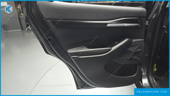 KIA SELTOS GASOLINE 1.6 TURBO 2WD