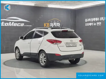 HYUNDAI TUCSON DIESEL 2WD LX20