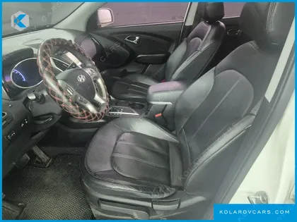 HYUNDAI TUCSON DIESEL 2WD LX20
