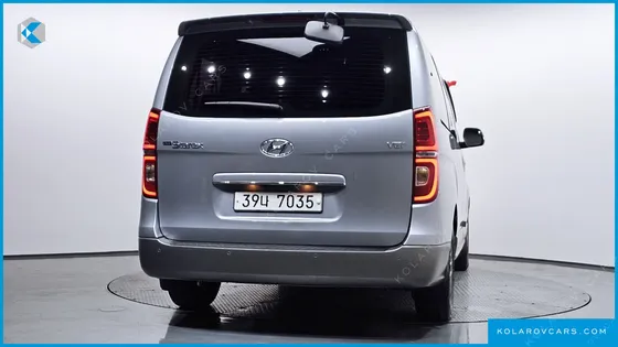 HYUNDAI STAREX URBAN 9-SEATER