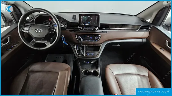 HYUNDAI STAREX URBAN 9-SEATER