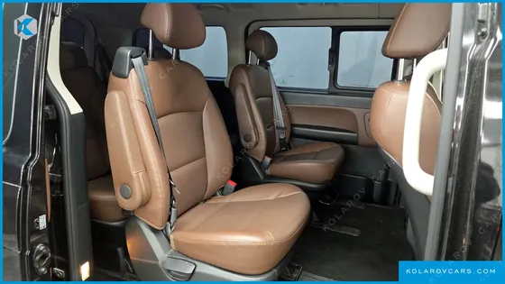 HYUNDAI STAREX URBAN 9-SEATER