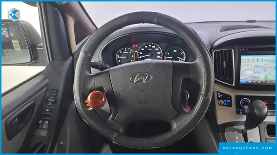 HYUNDAI STAREX CAMPING CAR