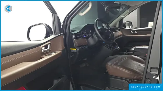 HYUNDAI STAREX URBAN 9-SEATER