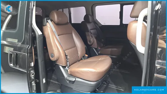 HYUNDAI STAREX URBAN 9-SEATER