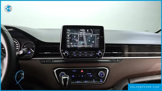 HYUNDAI STAREX URBAN 9-SEATER