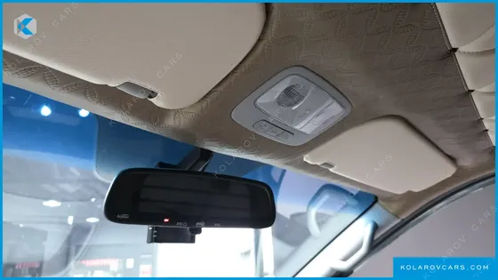HYUNDAI STAREX VAN 3-SEATER