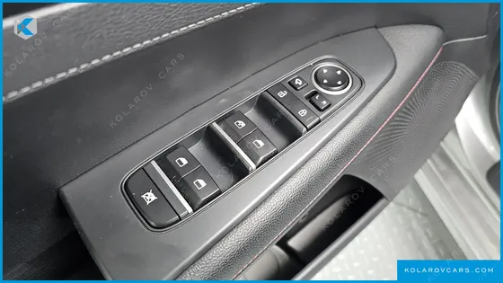 KIA K3 5DOOR GT PLUS