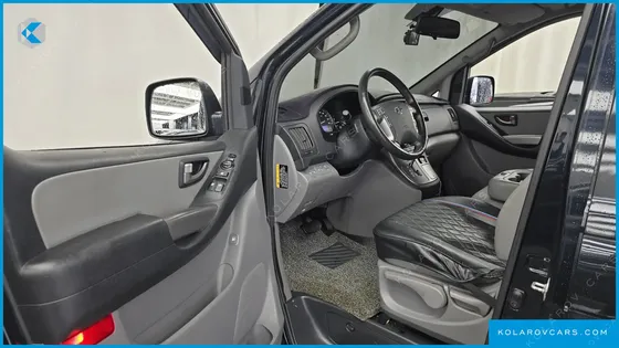 HYUNDAI STAREX WAGON 12-SEATER