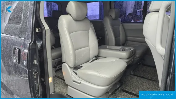 HYUNDAI STAREX WAGON 12-SEATER