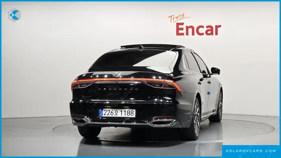 HYUNDAI GRANDEUR LE BLANC