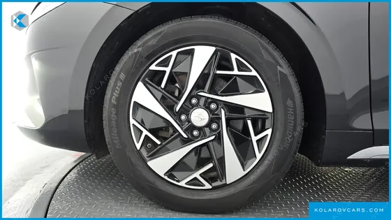 HYUNDAI GRANDEUR LE BLANC