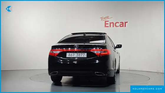 HYUNDAI GRANDEUR HG240 LUXURY
