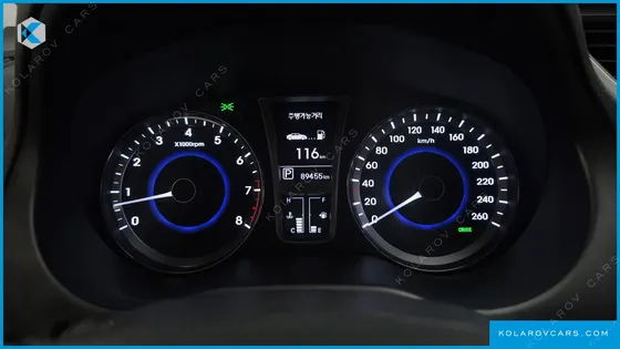 HYUNDAI GRANDEUR HG240 LUXURY