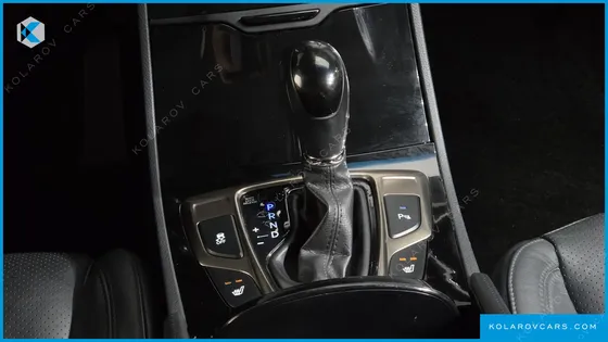 HYUNDAI GRANDEUR HG240 LUXURY