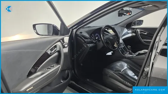 HYUNDAI GRANDEUR HG240 LUXURY