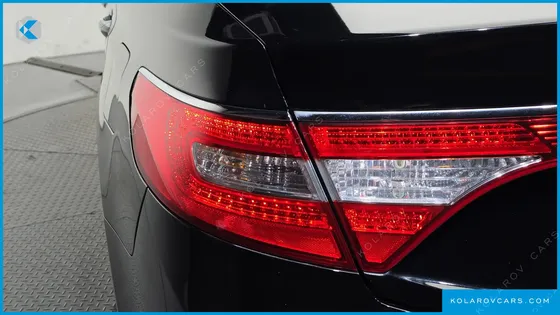 HYUNDAI GRANDEUR HG240 LUXURY