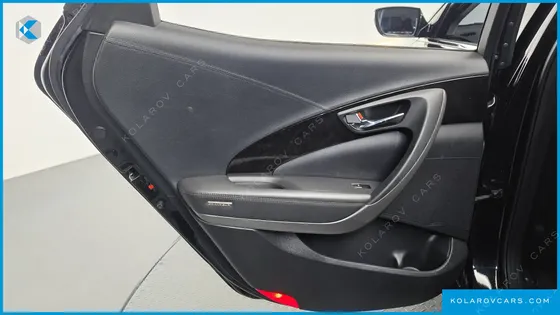 HYUNDAI GRANDEUR HG240 LUXURY