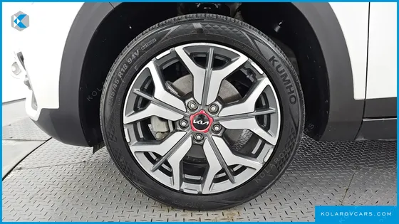 KIA SELTOS GASOLINE 1.6 TURBO 2WD