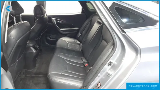 HYUNDAI GRANDEUR HG240 MODERN