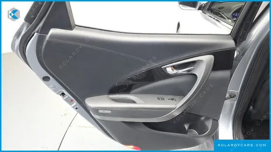 HYUNDAI GRANDEUR HG240 MODERN