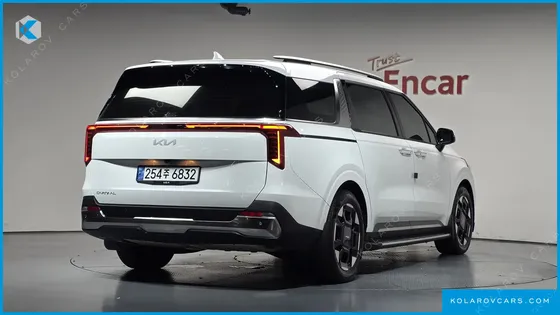 KIA CARNIVAL DIESEL 7-SEATER SIGNATURE
