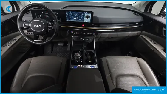 KIA CARNIVAL DIESEL 7-SEATER SIGNATURE