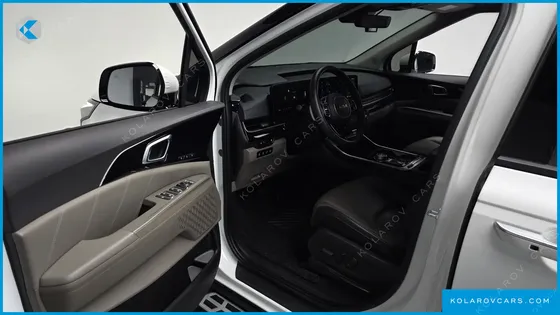 KIA CARNIVAL DIESEL 7-SEATER SIGNATURE