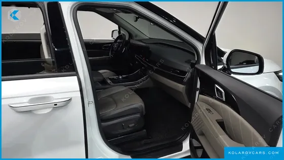 KIA CARNIVAL DIESEL 7-SEATER SIGNATURE