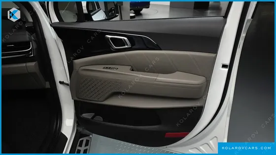 KIA CARNIVAL DIESEL 7-SEATER SIGNATURE