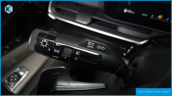 KIA CARNIVAL DIESEL 7-SEATER SIGNATURE