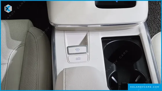 HYUNDAI GRANDEUR LE BLANC