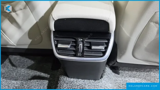 HYUNDAI GRANDEUR LE BLANC