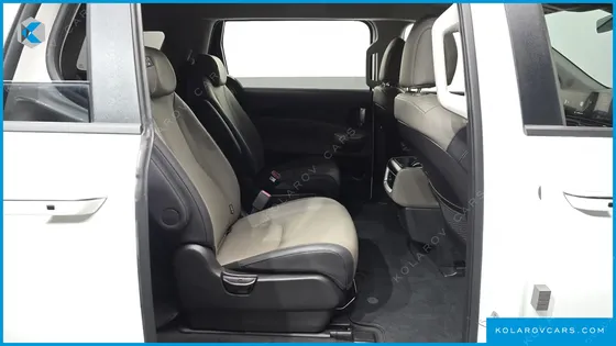 KIA CARNIVAL HEV 9 SEATER PRESTIGE