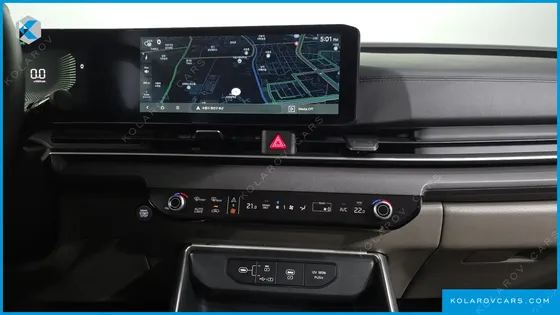 KIA CARNIVAL HEV 9 SEATER PRESTIGE