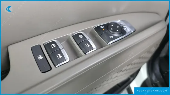 KIA CARNIVAL HEV 9 SEATER PRESTIGE
