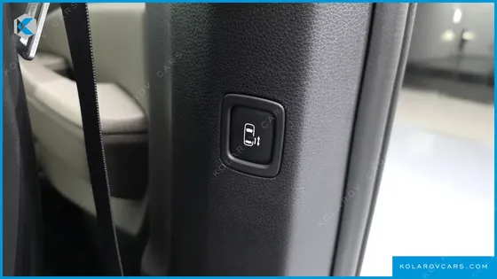 KIA CARNIVAL HEV 9 SEATER PRESTIGE