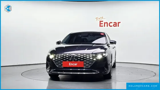 HYUNDAI GRANDEUR LE BLANC