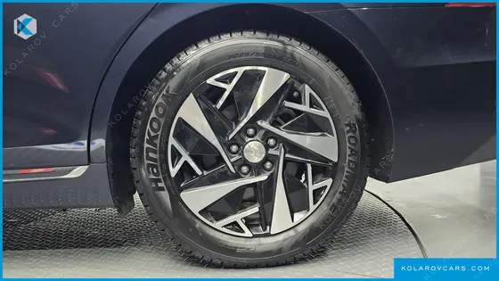 HYUNDAI GRANDEUR LE BLANC