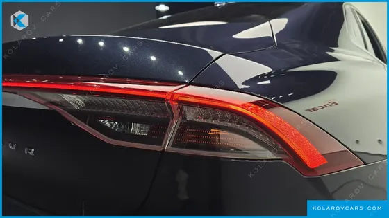 HYUNDAI GRANDEUR LE BLANC