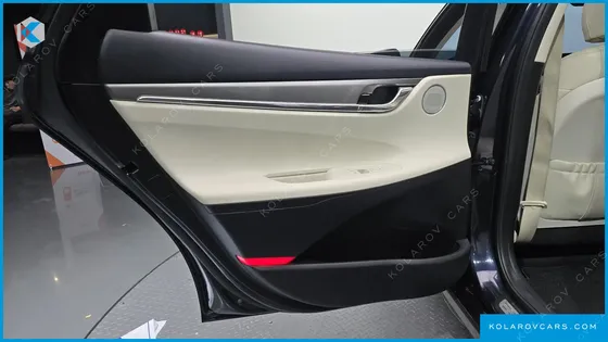 HYUNDAI GRANDEUR LE BLANC