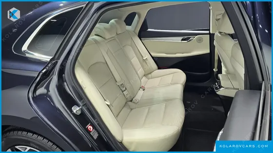 HYUNDAI GRANDEUR LE BLANC