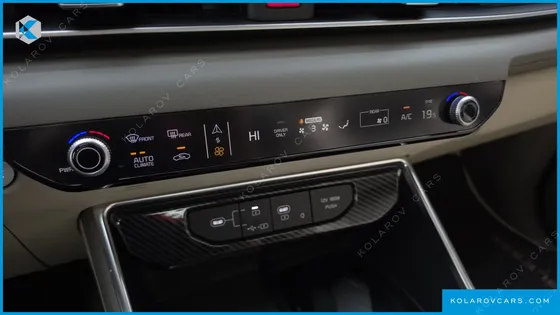 KIA CARNIVAL HEV 9SEATER NOBLESS
