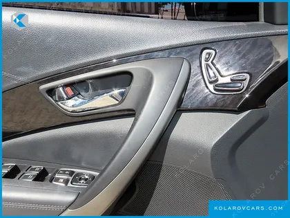 HYUNDAI GRANDEUR HG240 MODERN