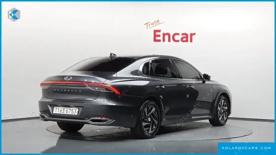 HYUNDAI GRANDEUR LE BLANC