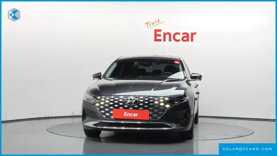 HYUNDAI GRANDEUR LE BLANC