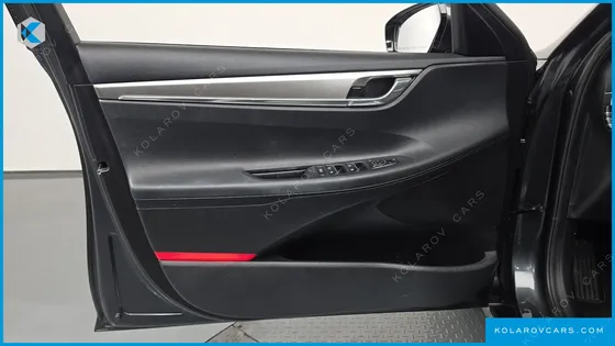 HYUNDAI GRANDEUR LE BLANC