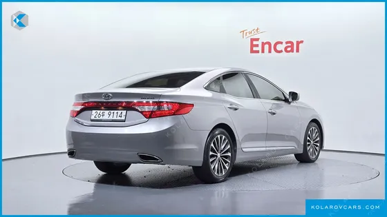HYUNDAI GRANDEUR HG240 MODERN