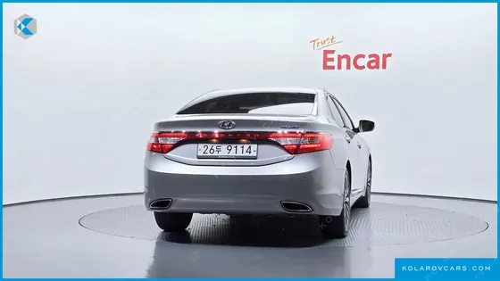 HYUNDAI GRANDEUR HG240 MODERN