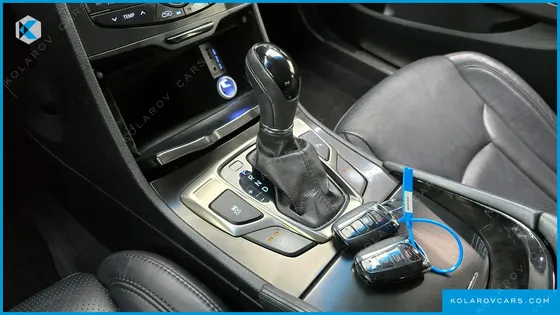 HYUNDAI GRANDEUR HG240 MODERN